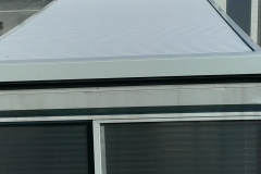 Télikert tető árnyékolás redőnnyel